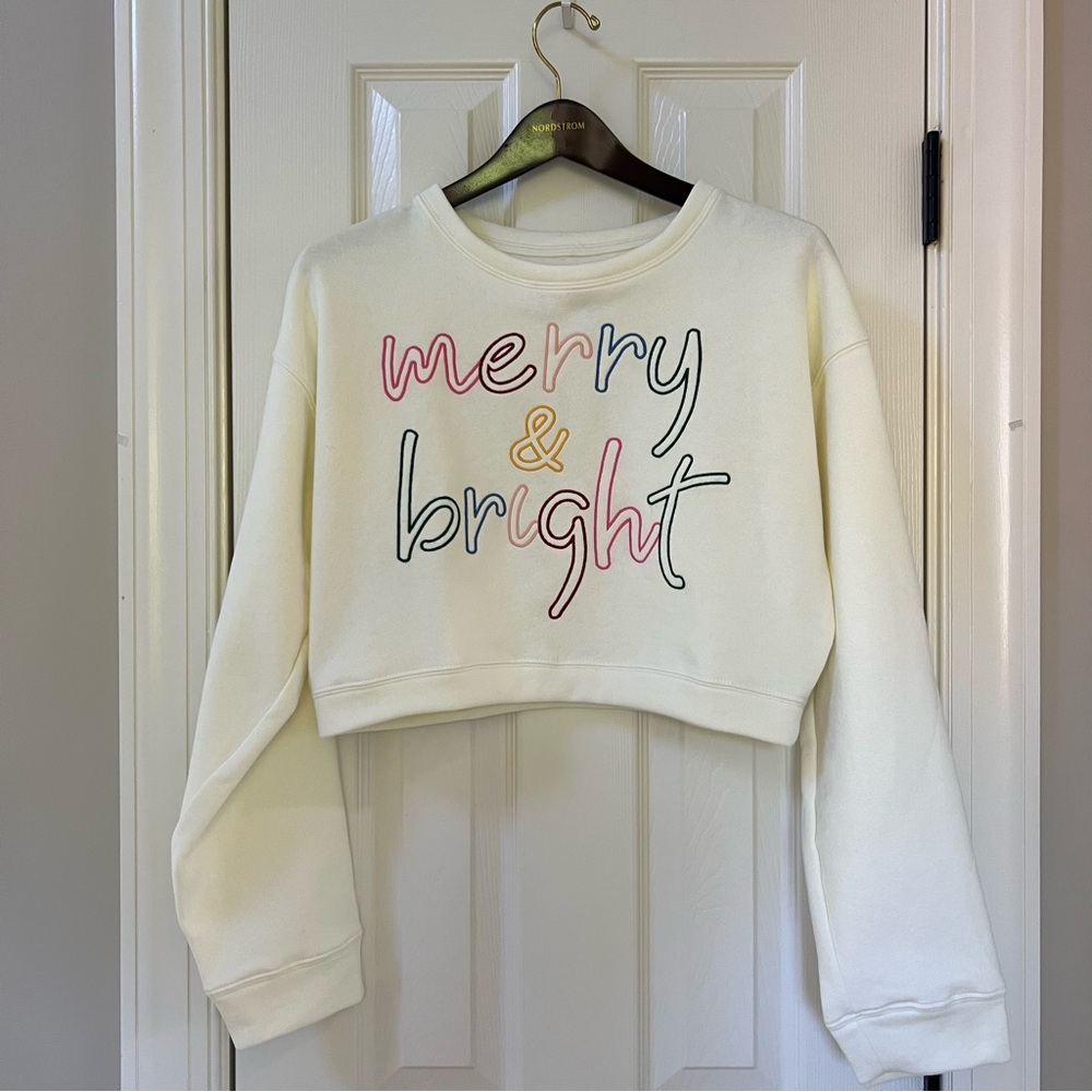 Inspired Culture Merry & Bright Cropped Sweatshirt Cream NWOT Size Medium